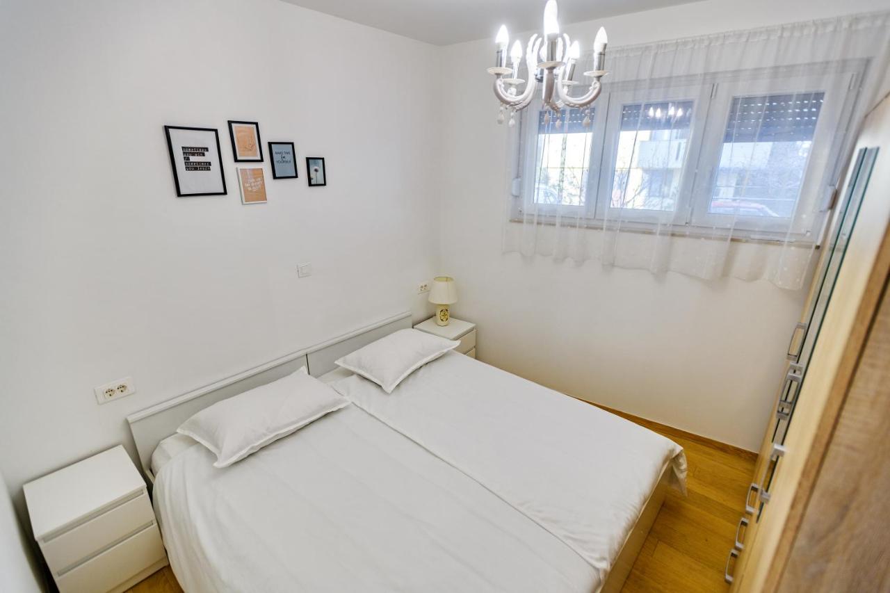 Holiday Apartment Zadar - With Summer Balcony And Parking Kültér fotó