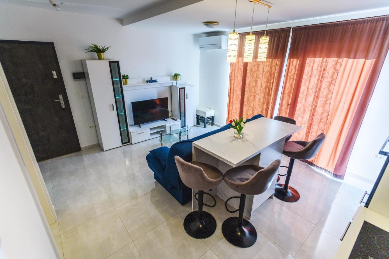 Holiday Apartment Zadar - With Summer Balcony And Parking Kültér fotó